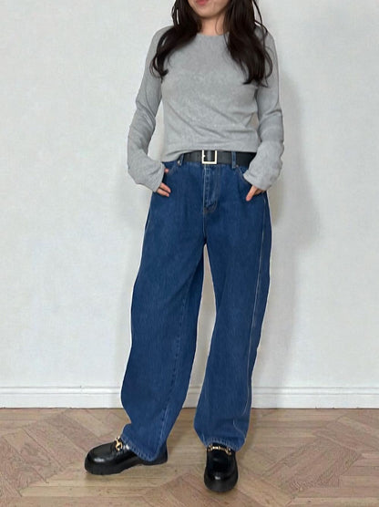 Curved hemlineフリースラウンドネックカットソー