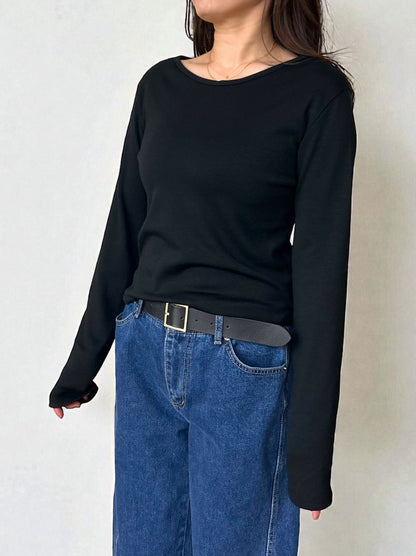 Curved hemlineフリースラウンドネックカットソー