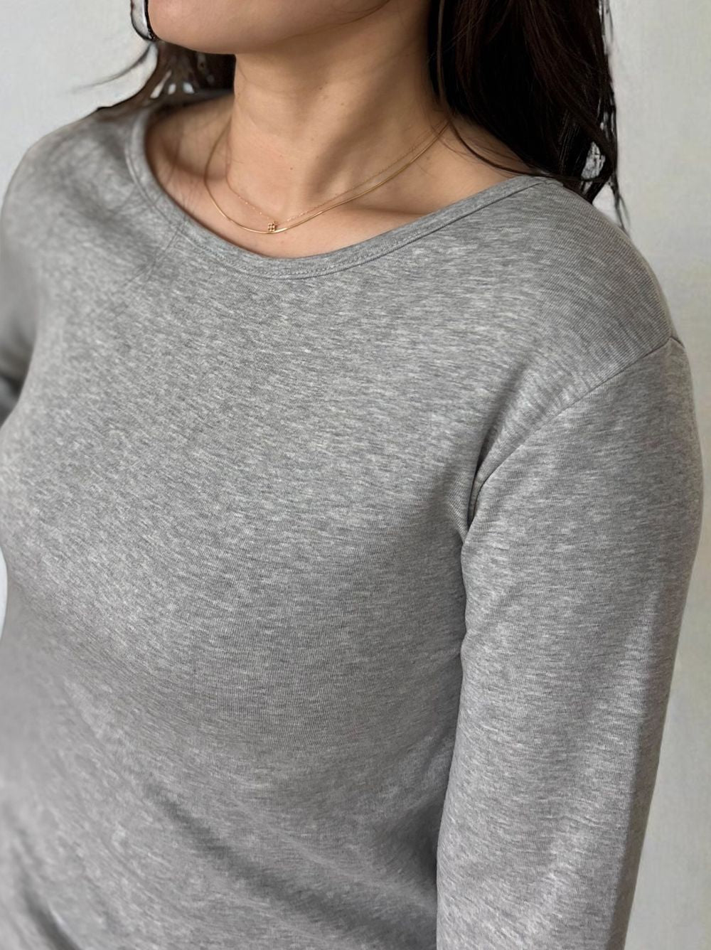 Curved hemlineフリースラウンドネックカットソー