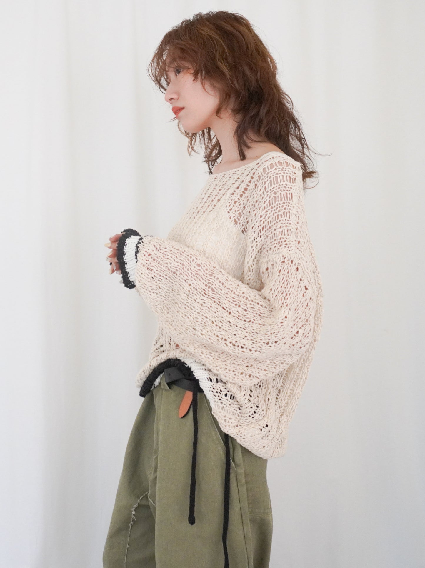 Edge color ルーズメッシュニット