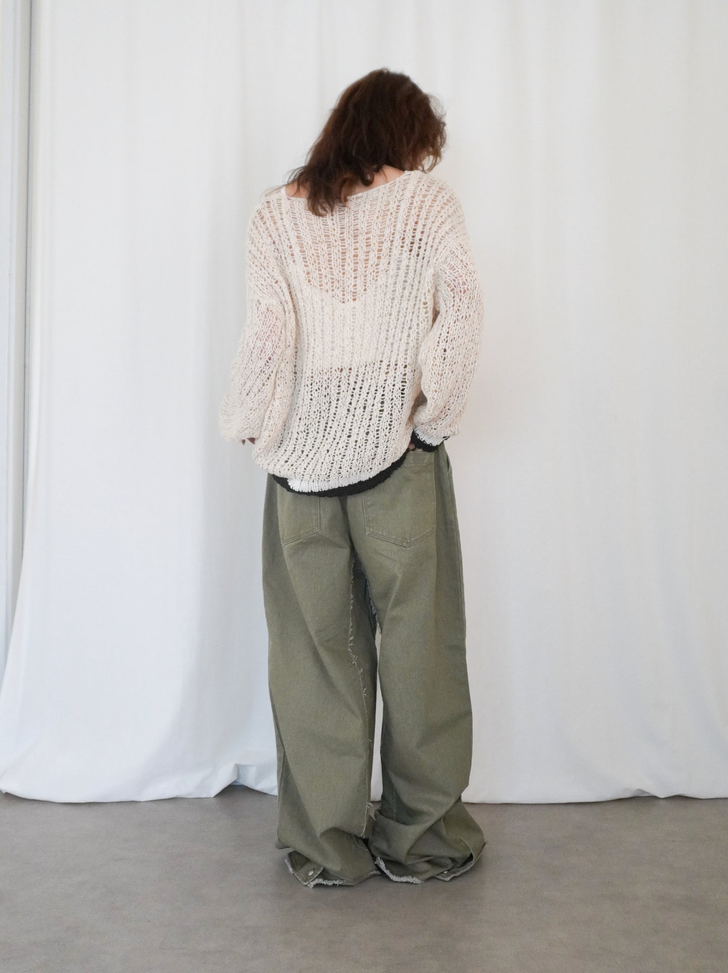 Edge color ルーズメッシュニット