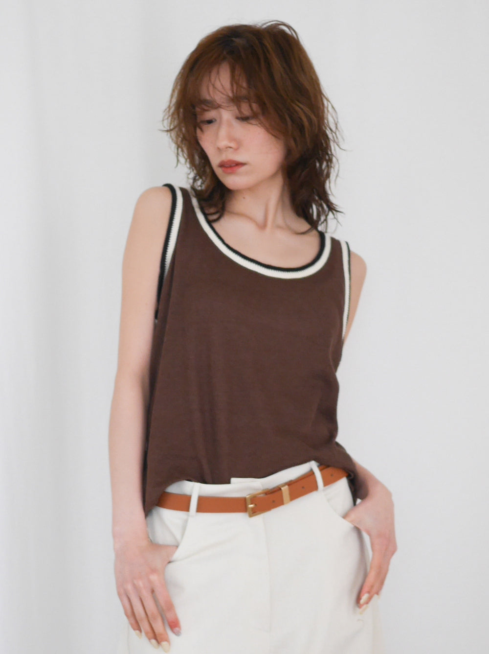 Bicolor sleevelessワッフルニットトップス