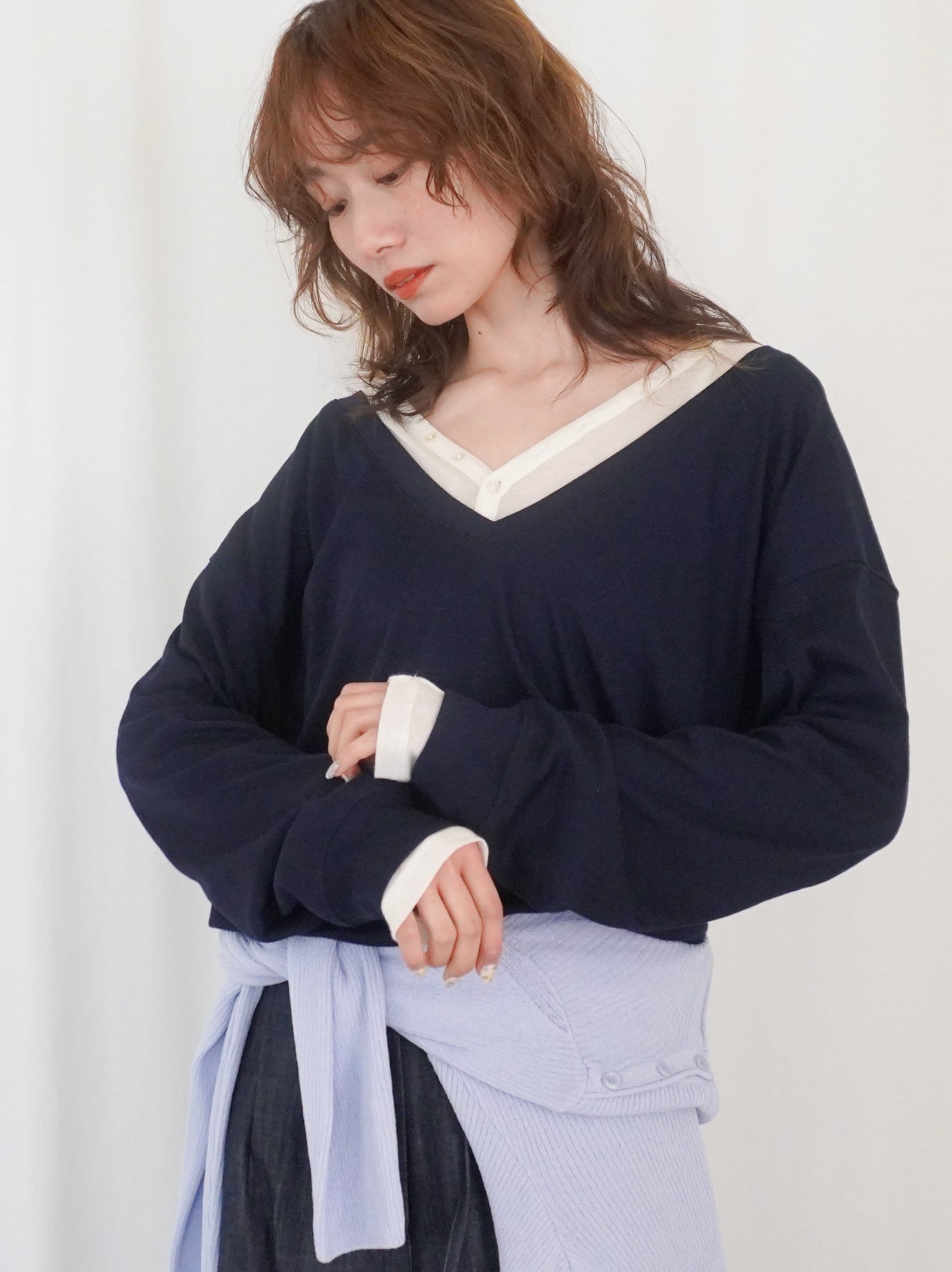 Deep V-neck プルオーバーニット