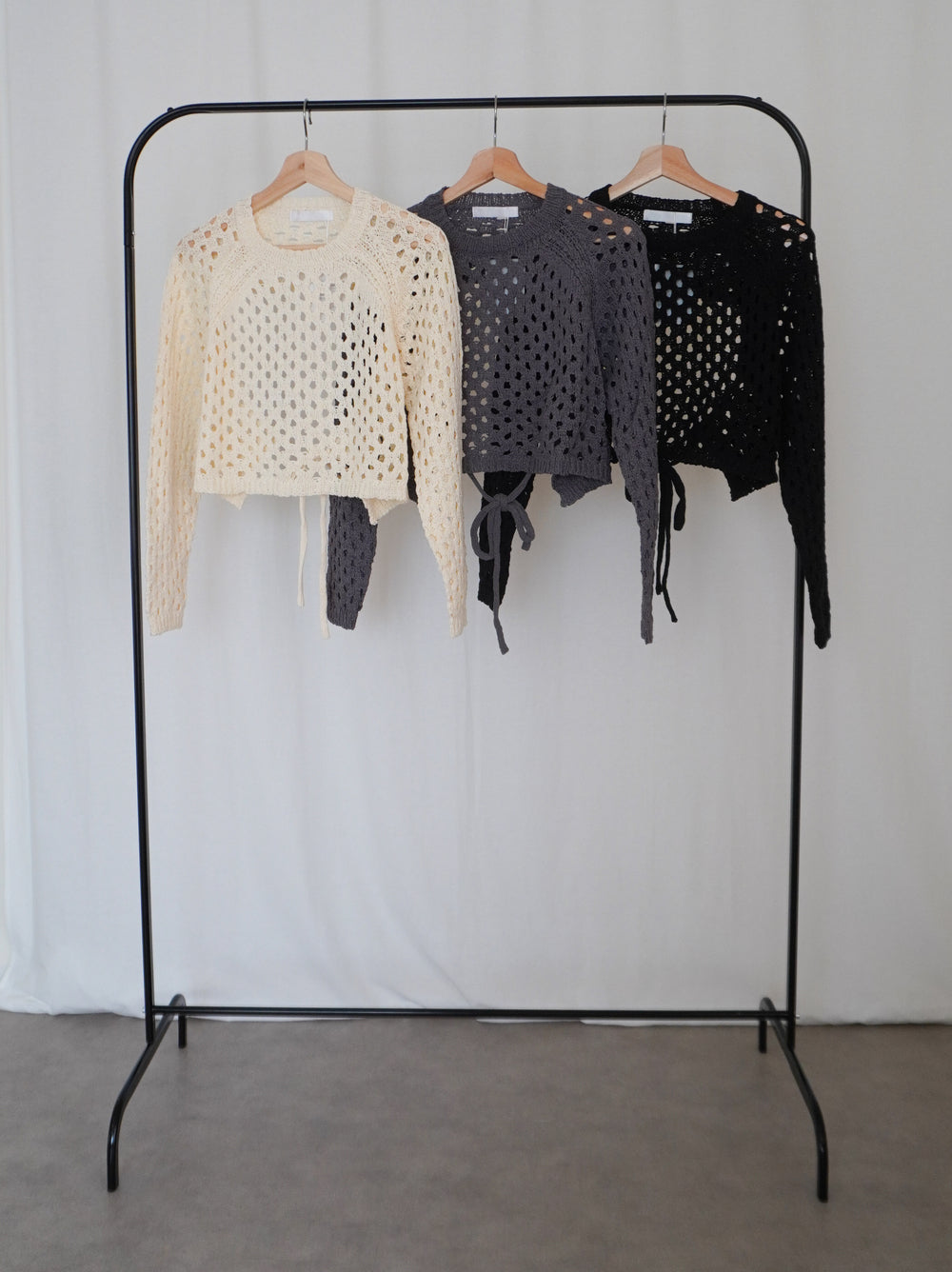 Back Consciousクロシェッニットトップス