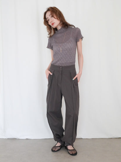 Puff textured sheer メロウハイネックトップス