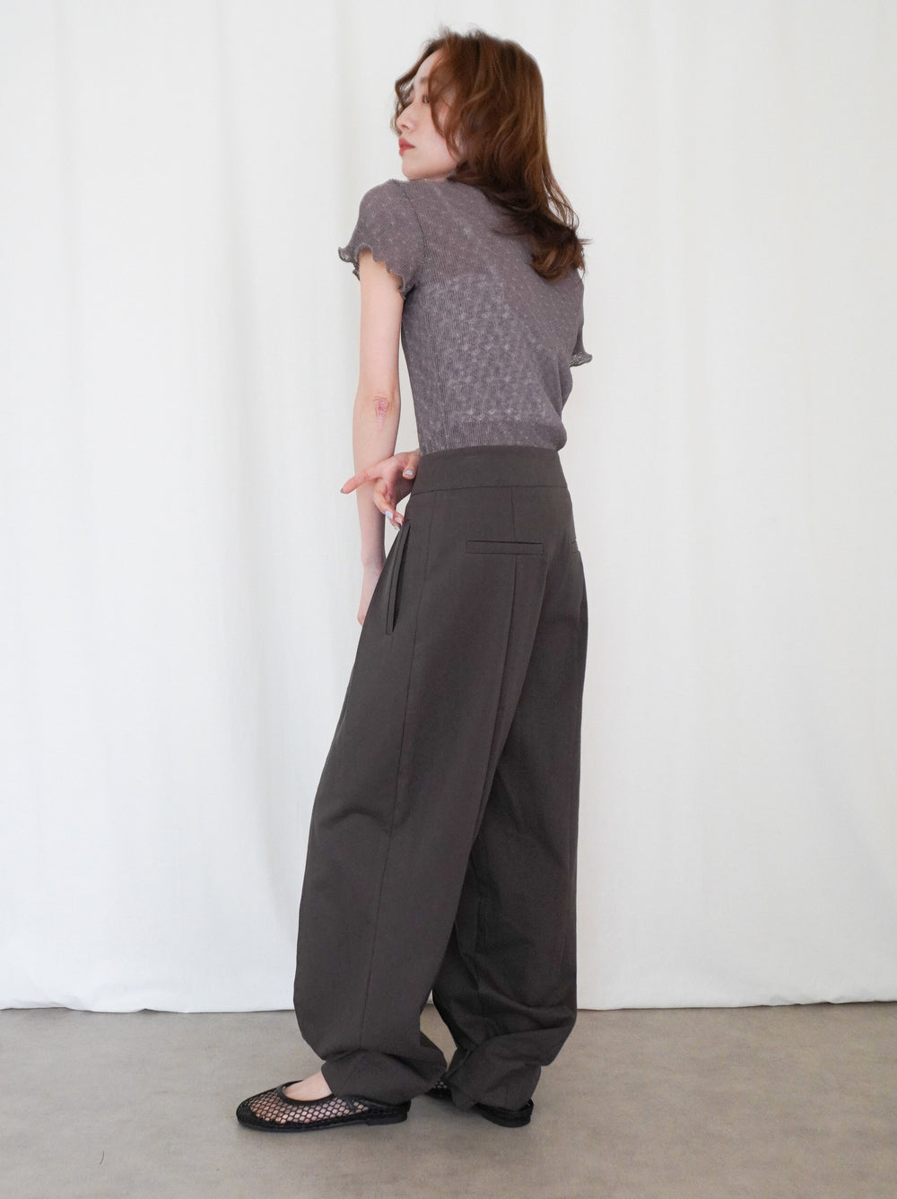 Puff textured sheer メロウハイネックトップス