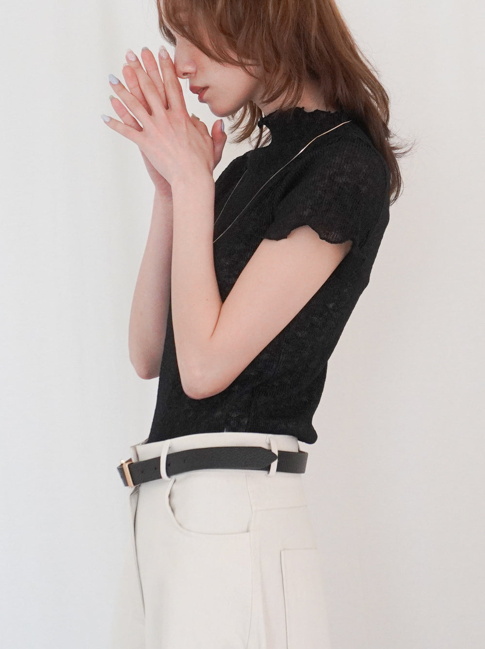 Puff textured sheer メロウハイネックトップス