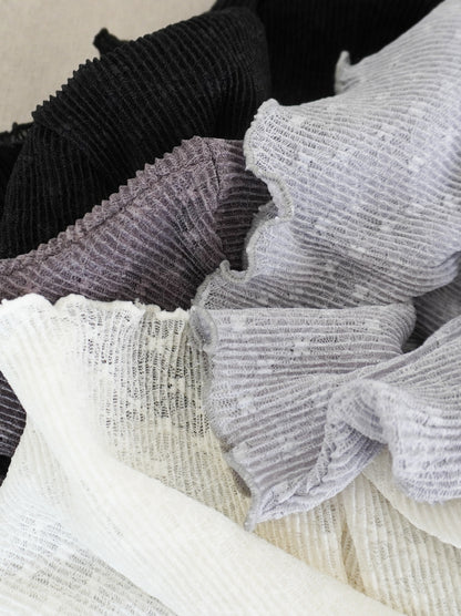 Puff textured sheer メロウハイネックトップス