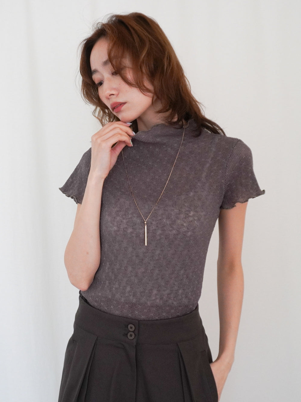 Puff textured sheer メロウハイネックトップス