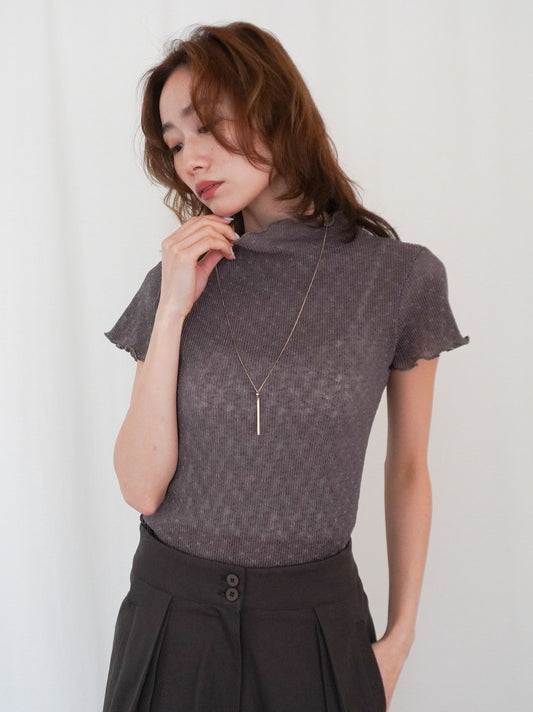 Puff textured sheer メロウハイネックトップス