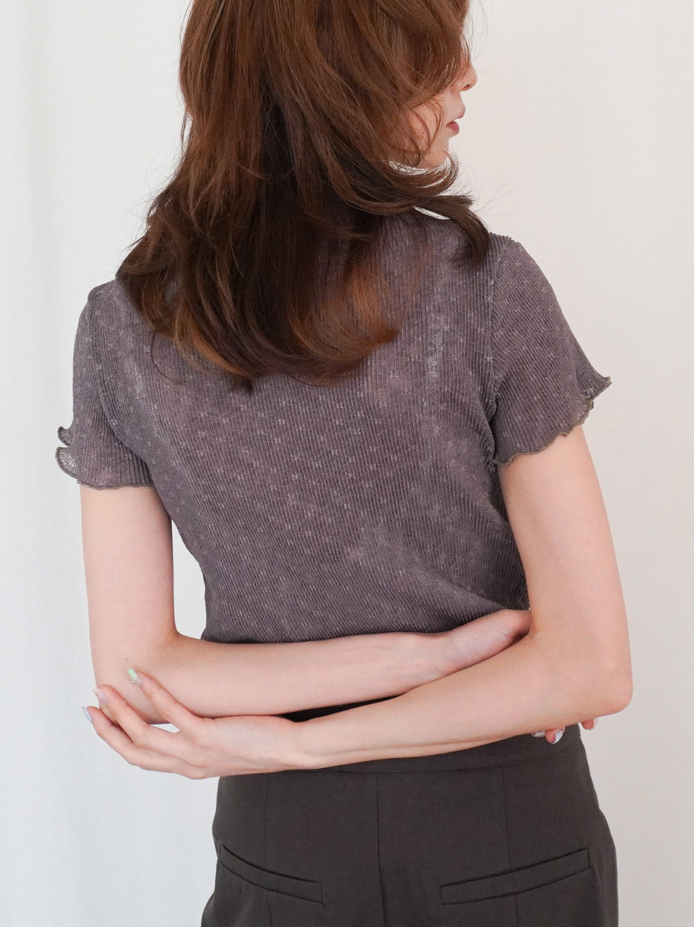 Puff textured sheer メロウハイネックトップス