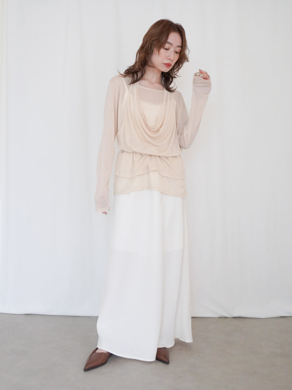Halter layered ドレープラウンドネックトップス