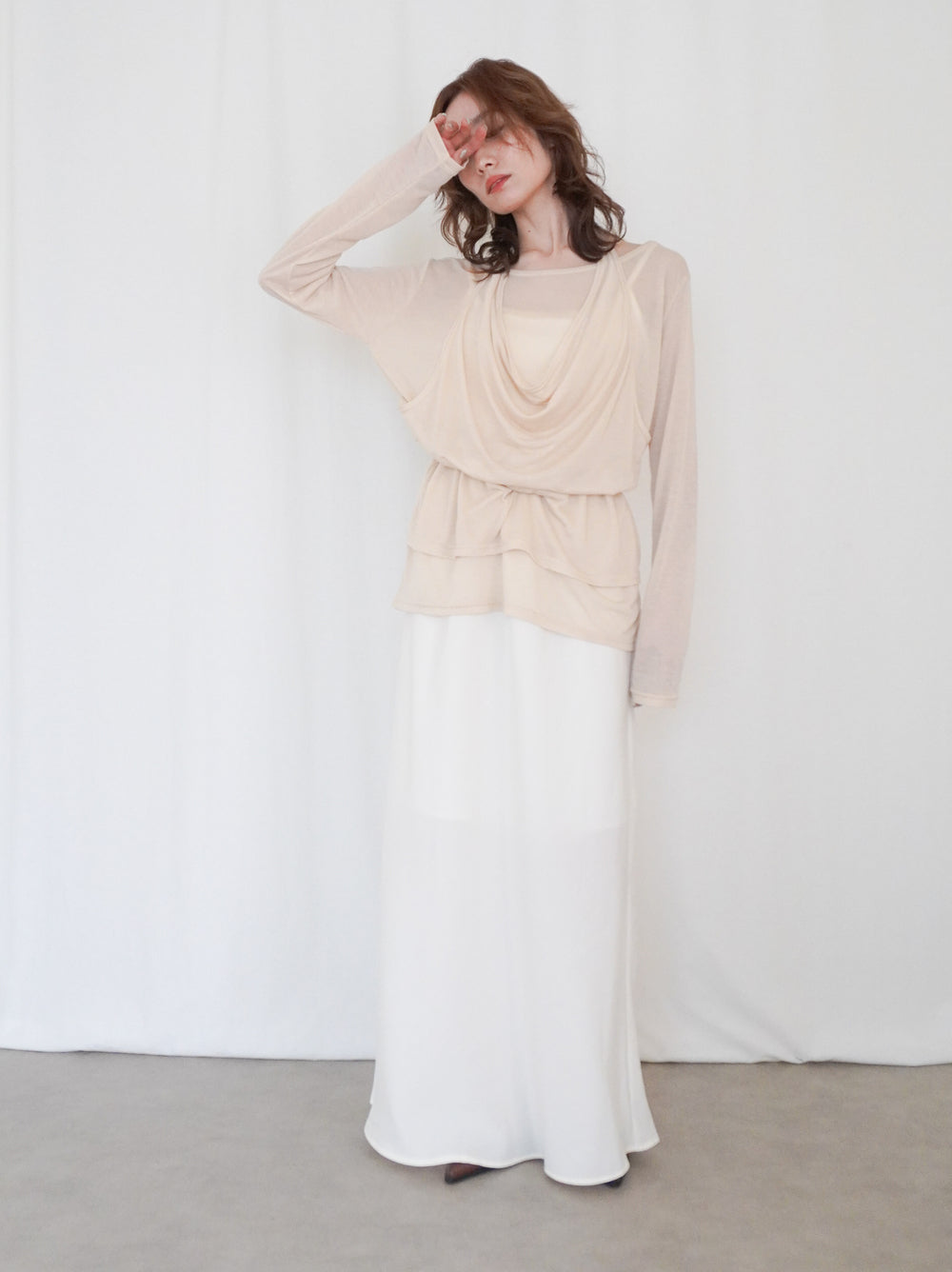 Halter layered ドレープラウンドネックトップス