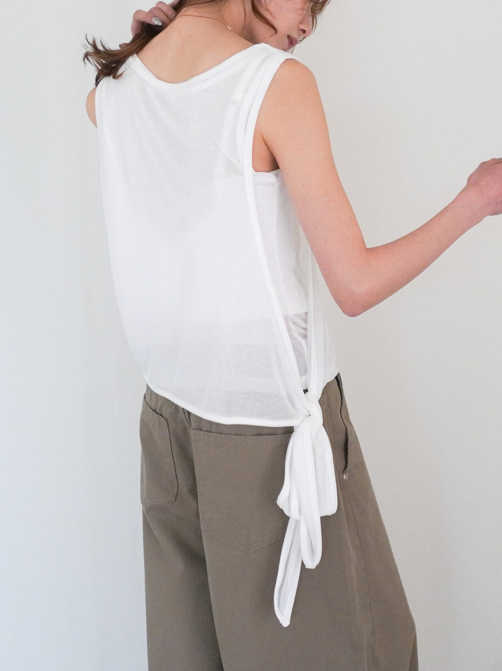 Double-layerシアーサイドリボントップス