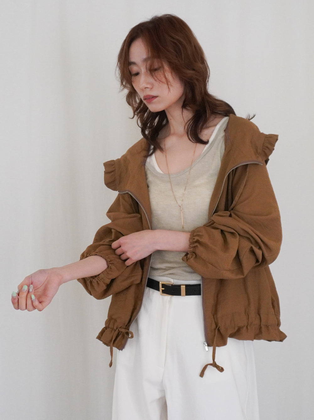 Drawstring zip-up フリルフーディージャケット