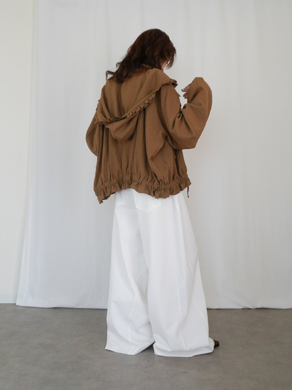 Drawstring zip-up フリルフーディージャケット