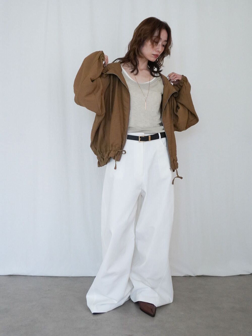 Drawstring zip-up フリルフーディージャケット