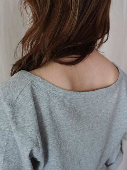 Soft scoop ヘンリーネックカットソー