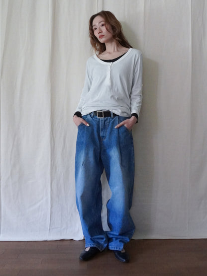 Soft scoop ヘンリーネックカットソー