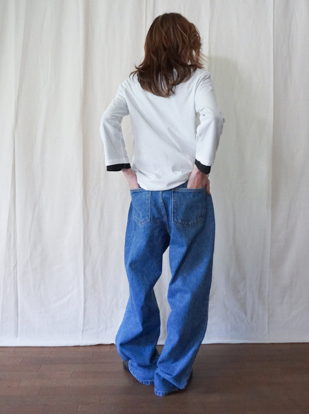 Soft scoop ヘンリーネックカットソー