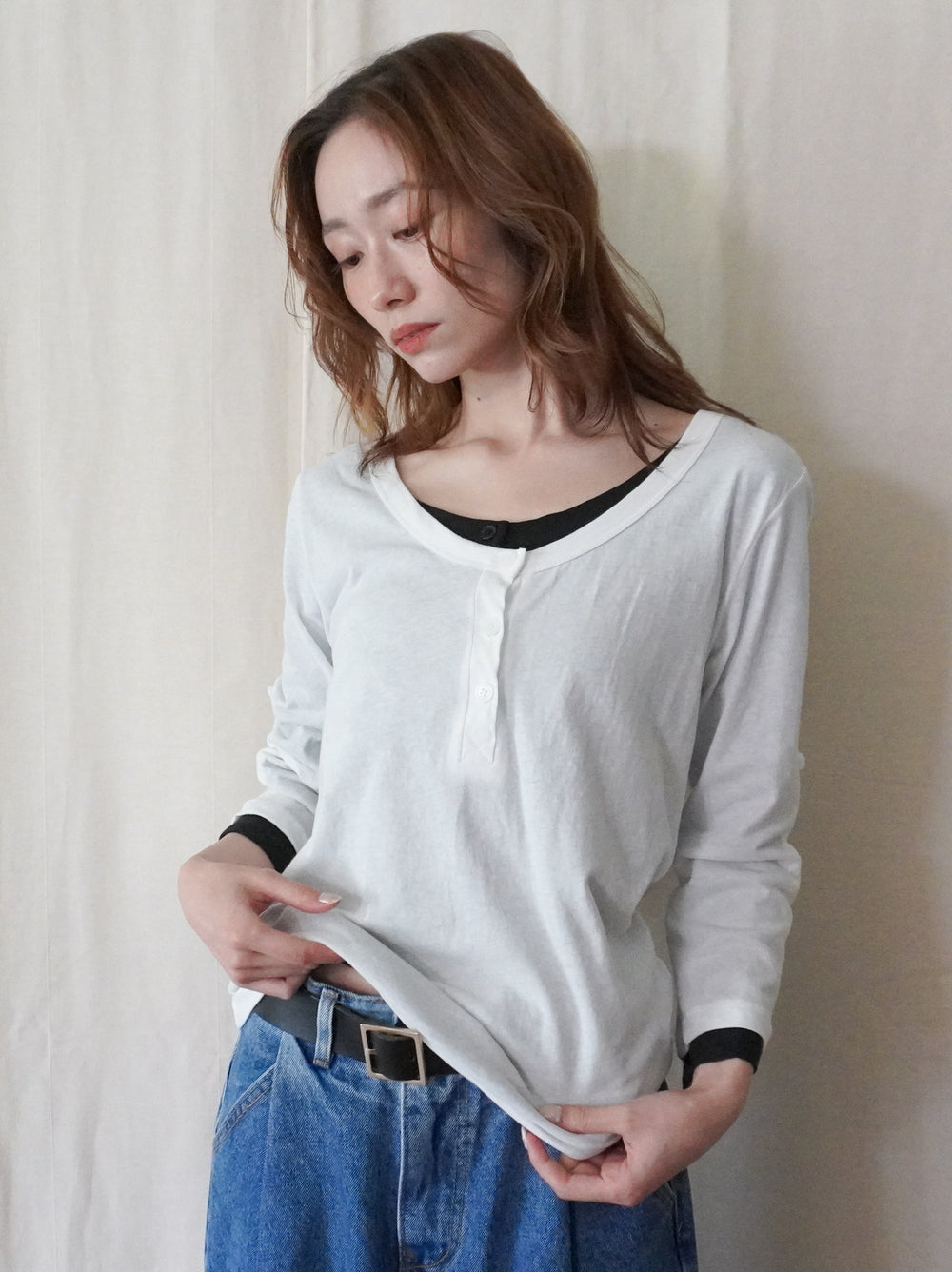 Soft scoop ヘンリーネックカットソー