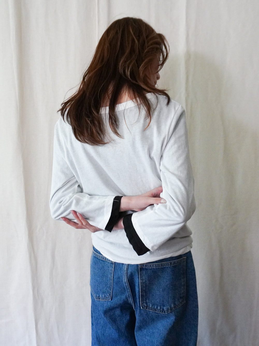 Soft scoop ヘンリーネックカットソー