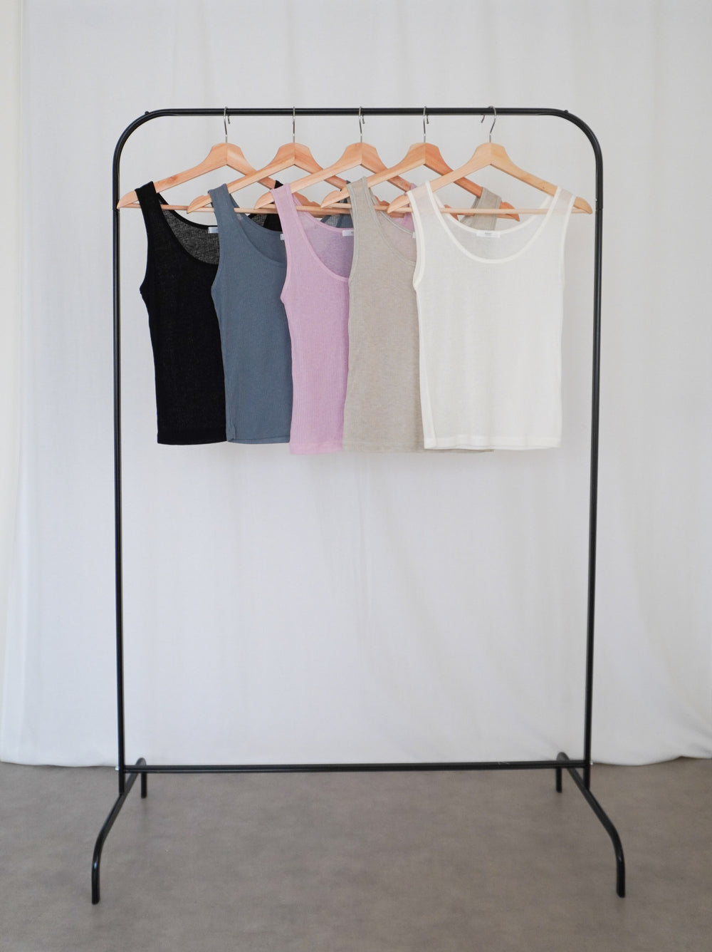 Sheer ribbed レイヤードタンクトップ