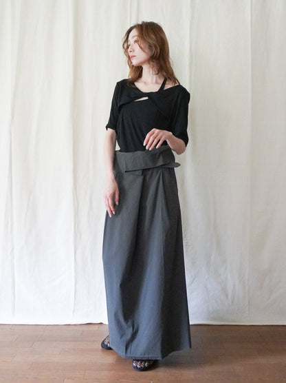 Twist Crossline バックオープントップス