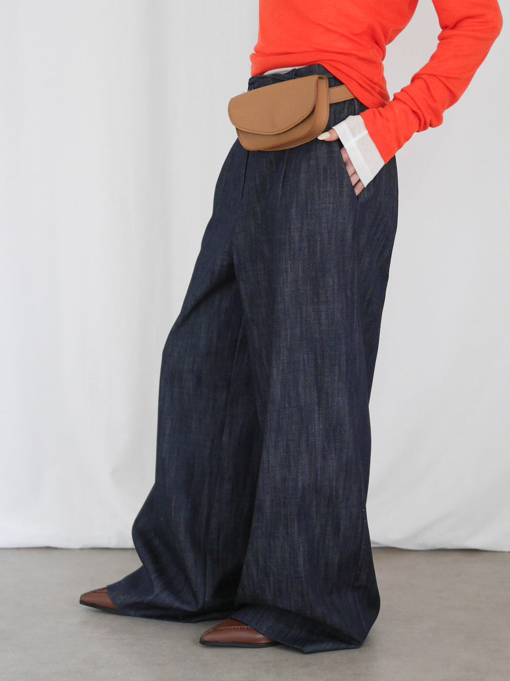 Wide straight indigo パンツ