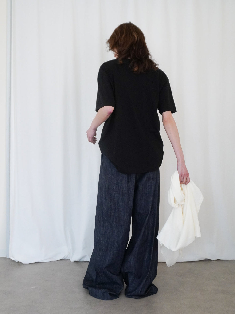 Wide straight indigo パンツ
