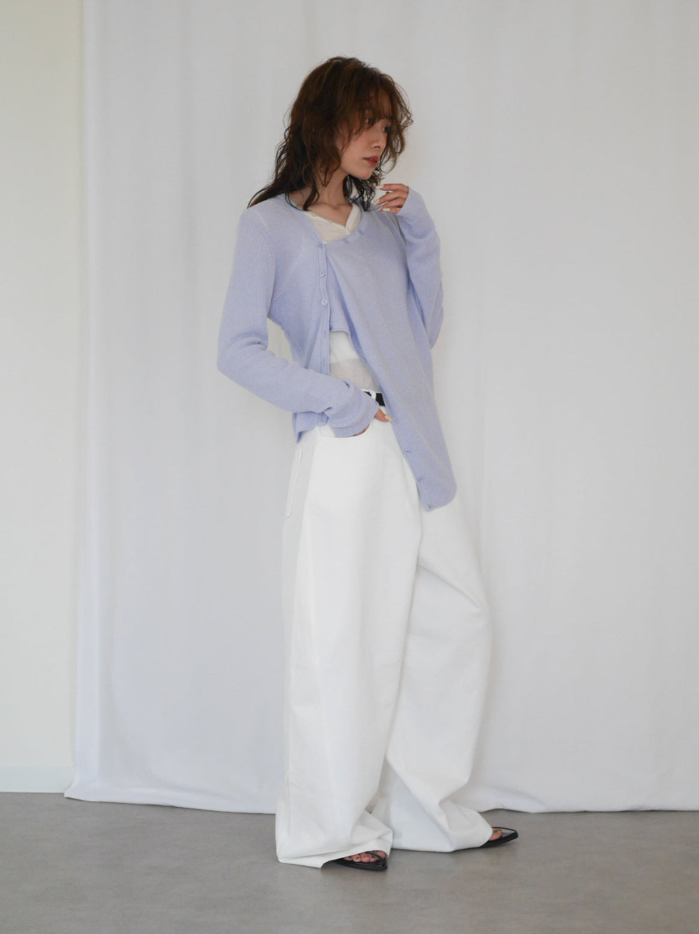 Asymmetric button-down リブカーディガン