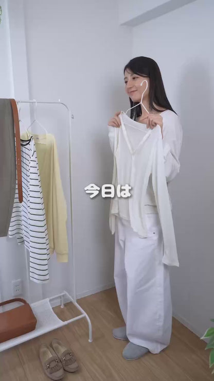 Deep V-neck プルオーバーニット
